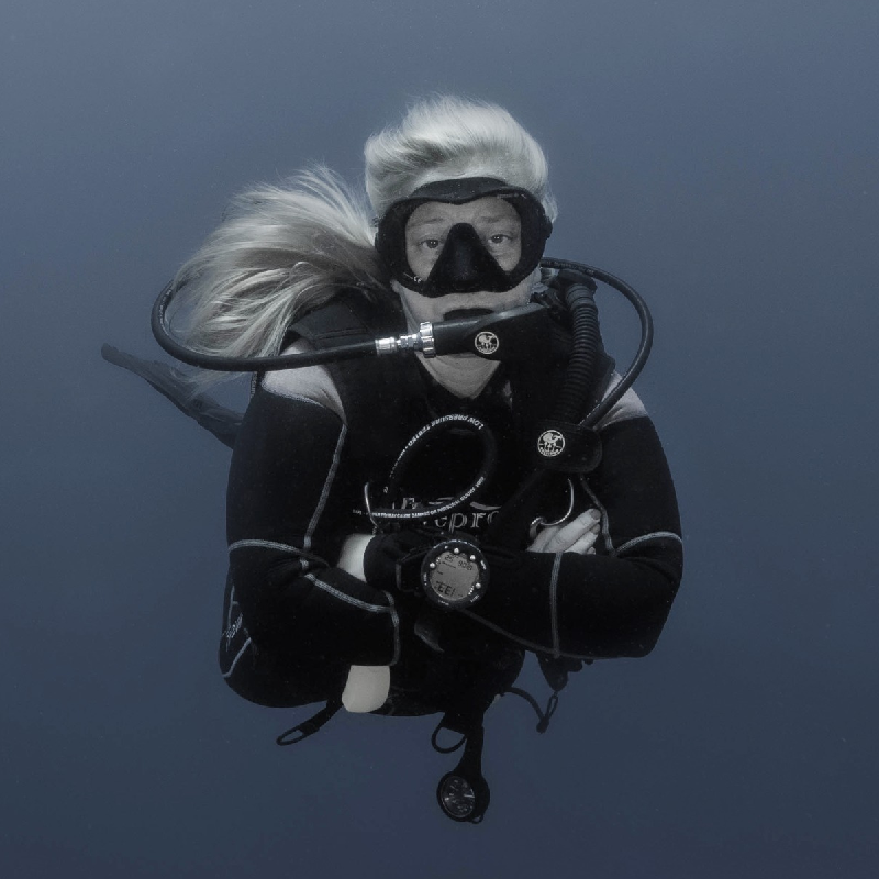 Pamela Fischer Underwater